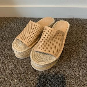 Oasis Society Platform Slide